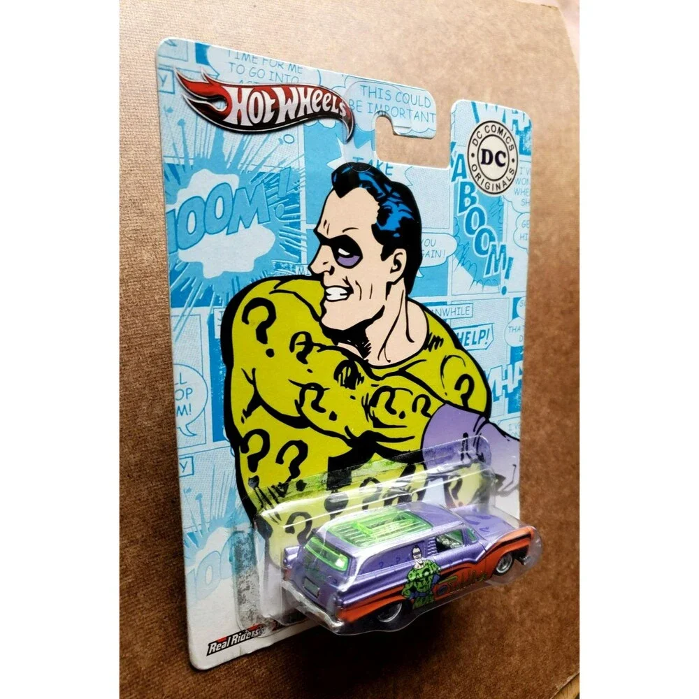 2012 Hot Wheels 8 CREATE DELIVERY Purple NOSTALGIC BRANDS DC COMICS REAL RIDERS!